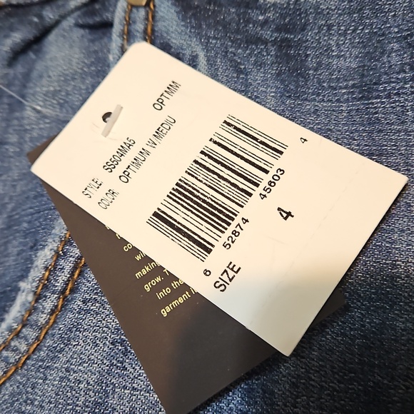 NWT Kut From The Kloth Buttonfly Shorts - Picture 9 of 9